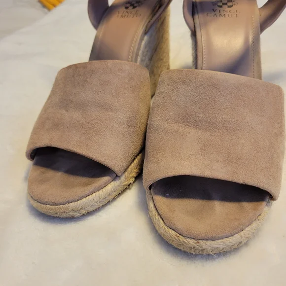 Vince Camuto Tan Wedge Sandals - Picture 3 of 7